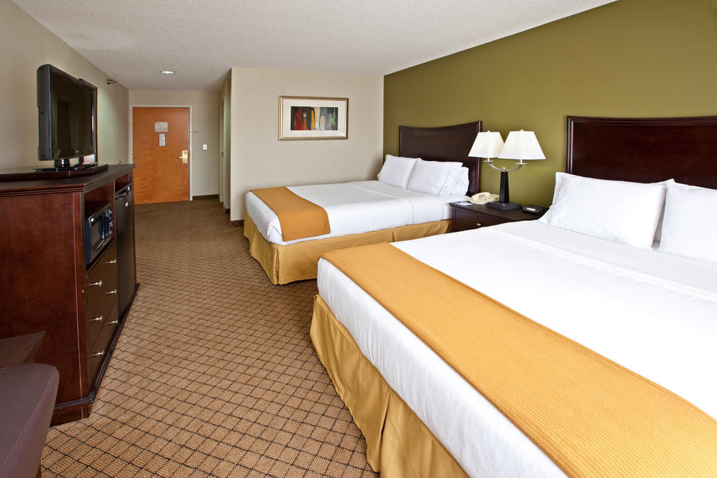 Holiday Inn Express Hotel & Suites Harrison Eksteriør billede