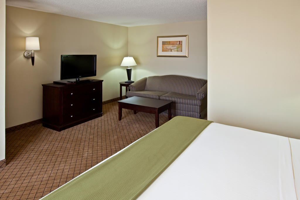 Holiday Inn Express Hotel & Suites Harrison Eksteriør billede