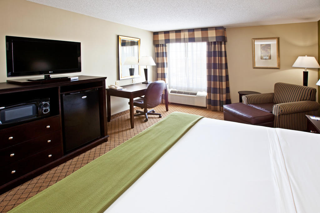Holiday Inn Express Hotel & Suites Harrison Eksteriør billede