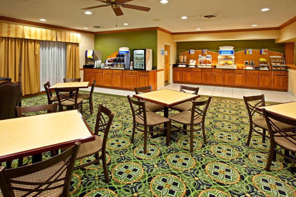 Holiday Inn Express Hotel & Suites Harrison Eksteriør billede