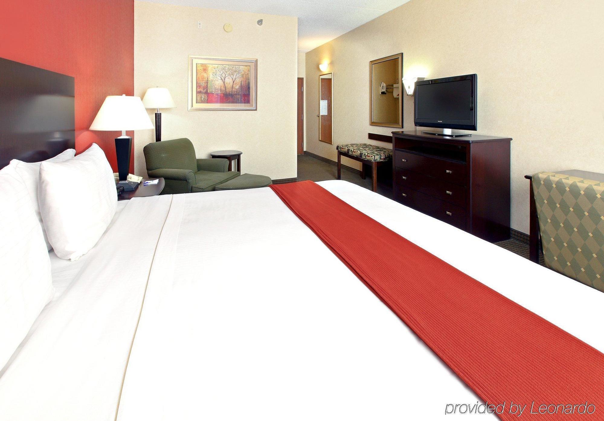 Holiday Inn Express Hotel & Suites Harrison Værelse billede