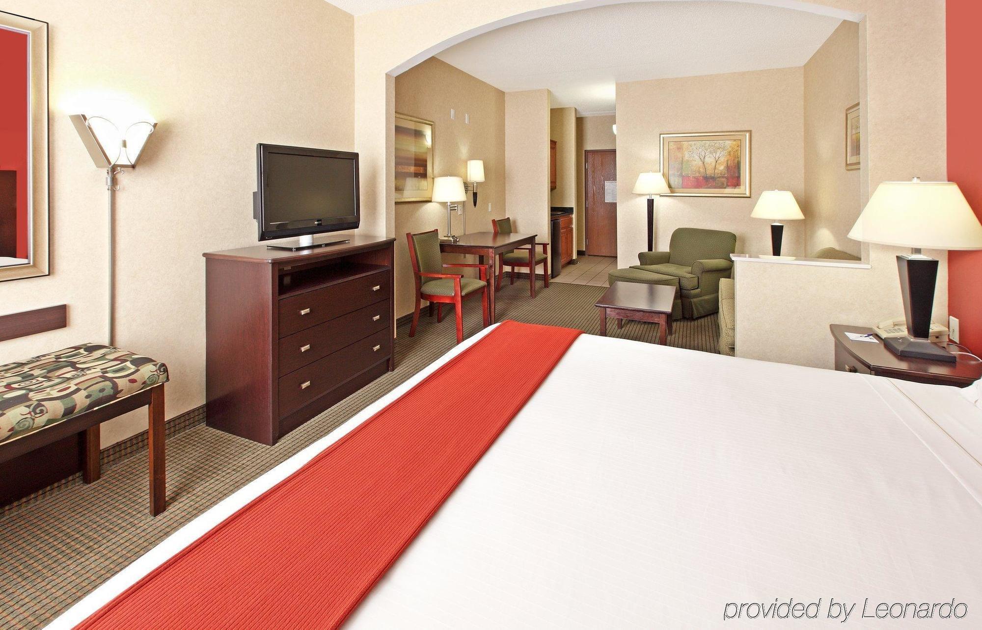 Holiday Inn Express Hotel & Suites Harrison Værelse billede